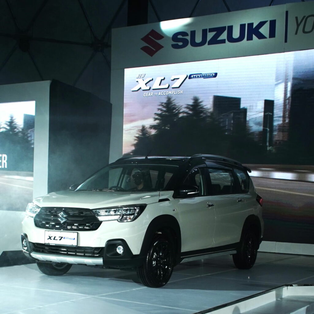 suzuki new xl7 hybrid