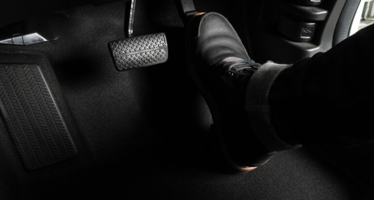 Mengemudi Satu Pedal