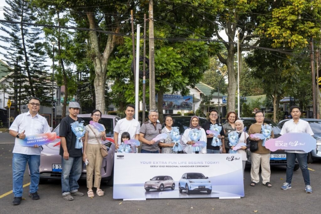 Geely EX2 Mulai Dikirim ke 9 Kota Besar, Bukti Seriusnya Geely Garap Pasar Mobil Listrik Indonesia Geely EX2