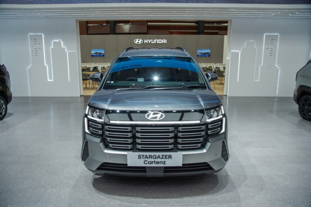 Mudah Pantau Mobil via Smartphone, Hyundai STARGAZER Jadi Pilihan Ideal Keluarga Modern Hyundai stargazer